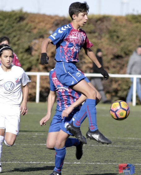 Fabi, vistiendo los colores de la Gimnastica Segoviana